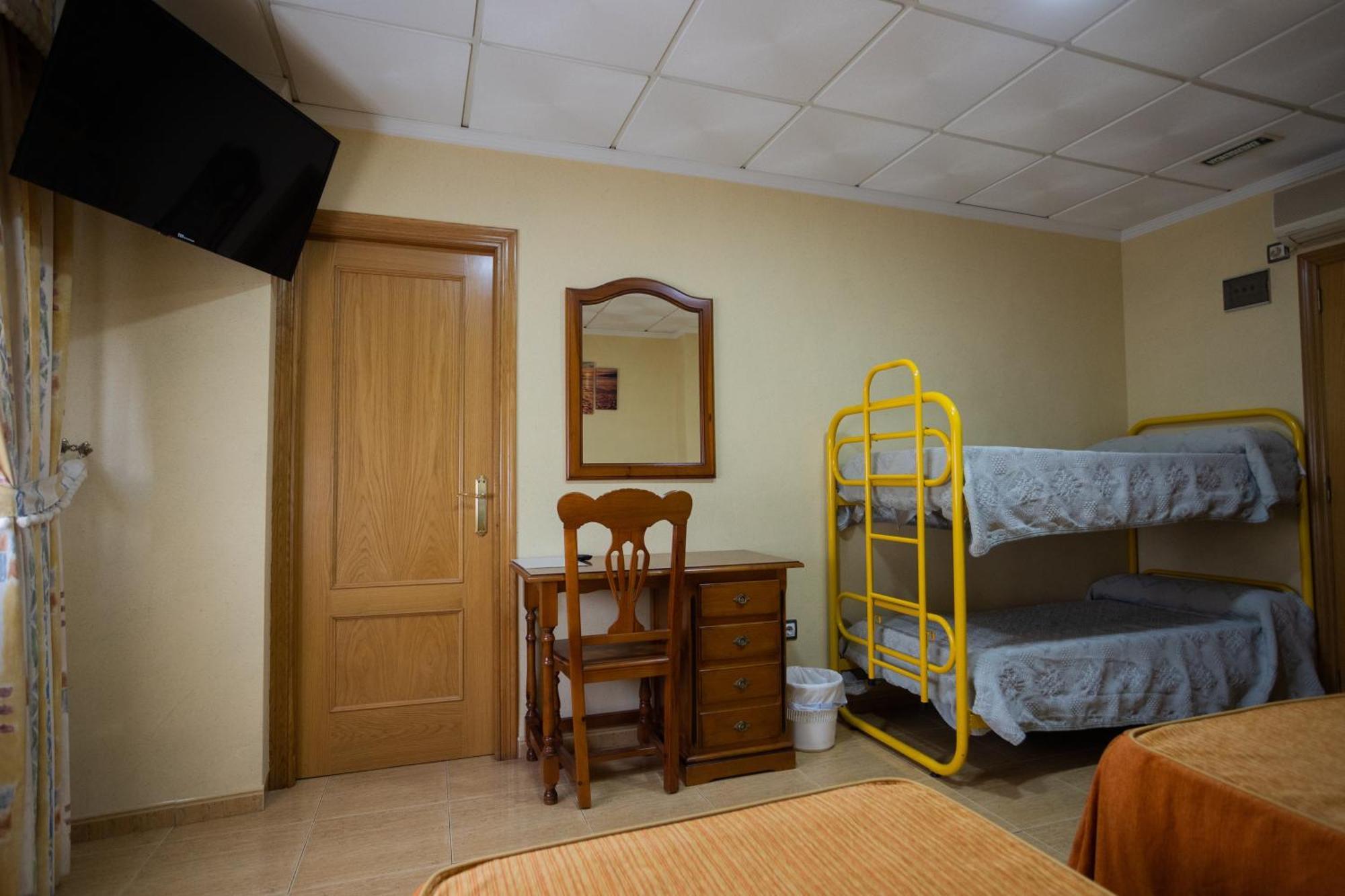 Hotel Beatriz Burriana Extérieur photo