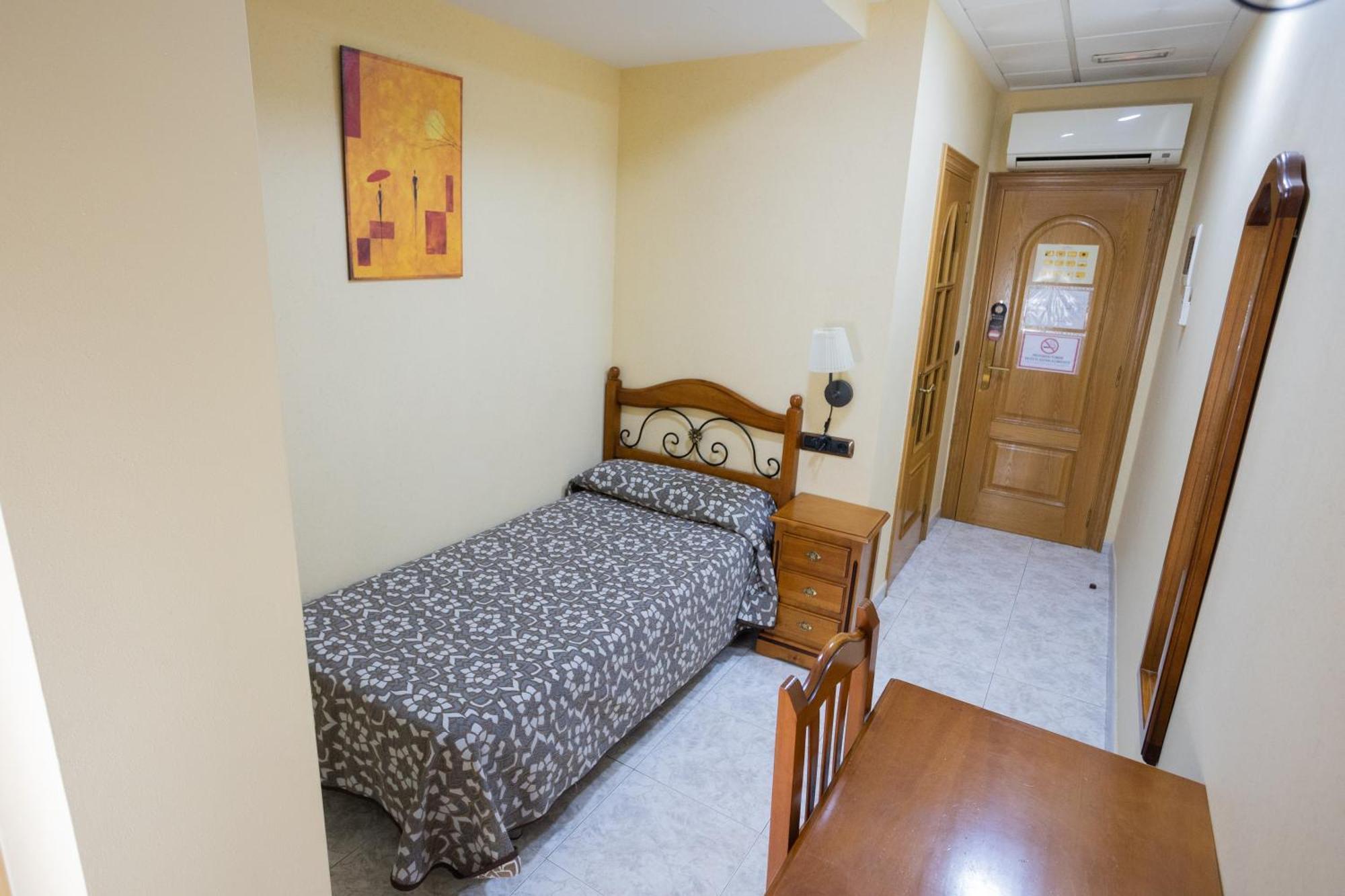 Hotel Beatriz Burriana Extérieur photo