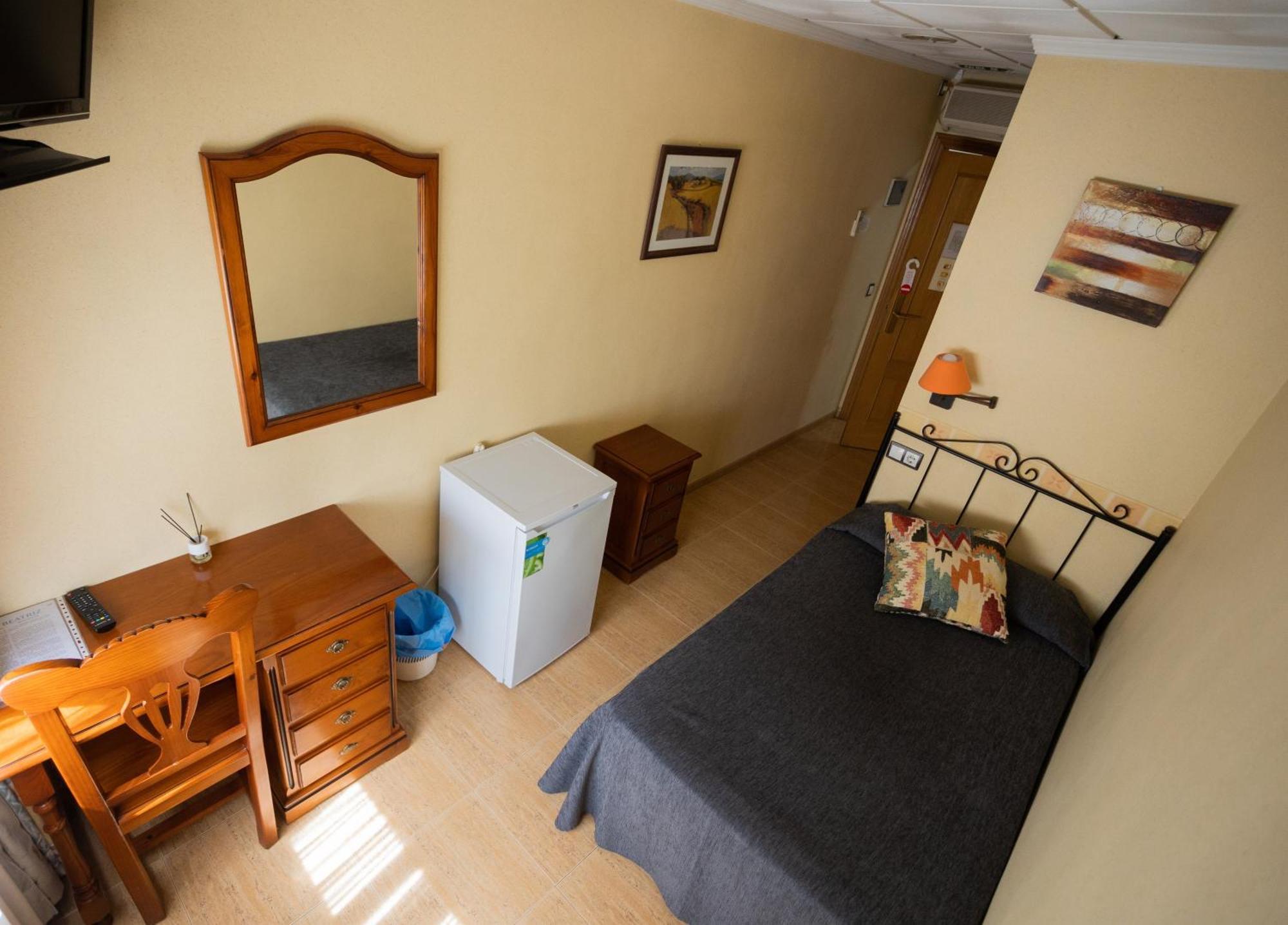 Hotel Beatriz Burriana Extérieur photo